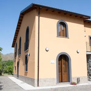 Maison d'hôtes La Porta Delle Gole, Motta Camastra